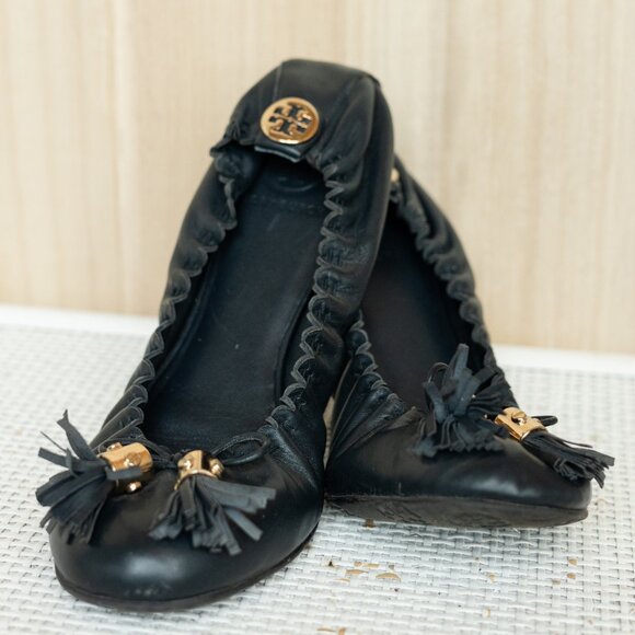 Tory Burch | Reese Mestiso Tassel Flats - Picture 1 of 2